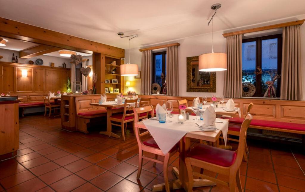 Adler Landhotel Buergstadt Exterior photo
